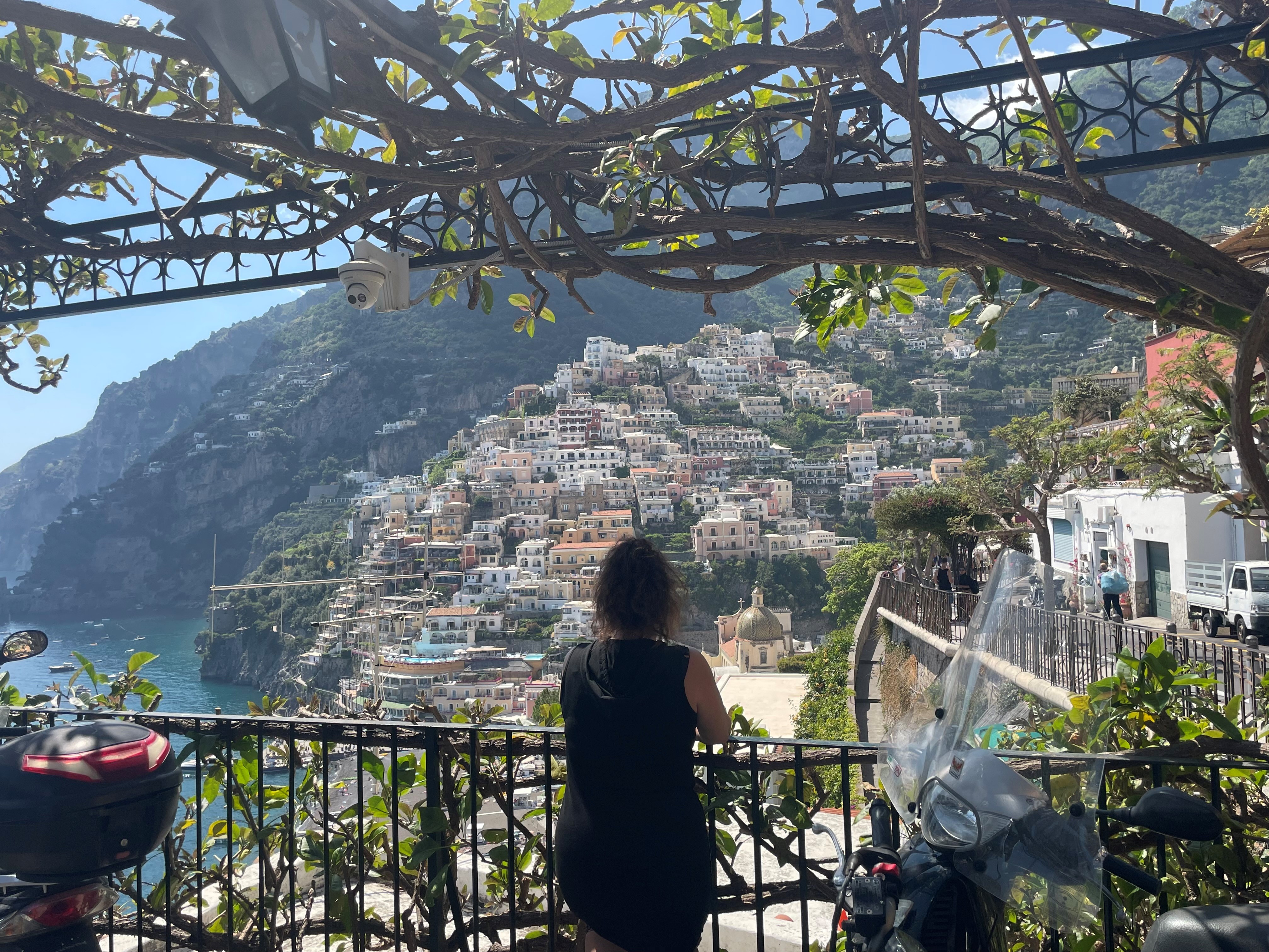 Vue de la ville de Positano sur la côte Amalfitaine en Italie
